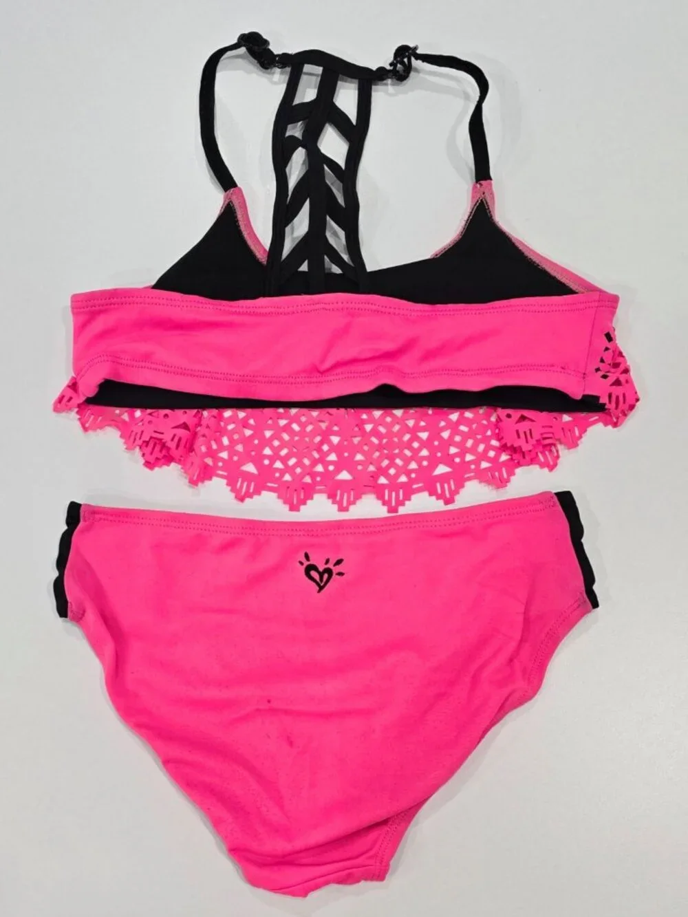 Justice ✦ Pink & Black Laser‑Cut Bikini Set ✦ Ruffle Crop Top Ruched Bottoms 8